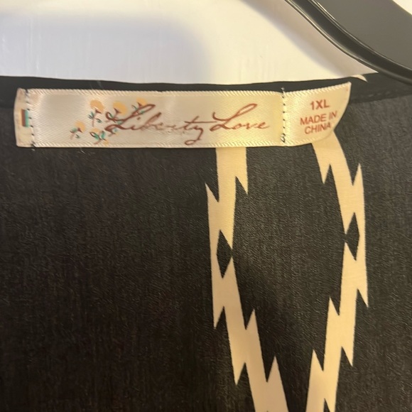 Liberty Love size 1XL Long Sleeve Black & White Dress - Picture 4 of 4